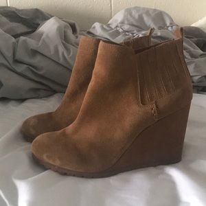 Brown wedges